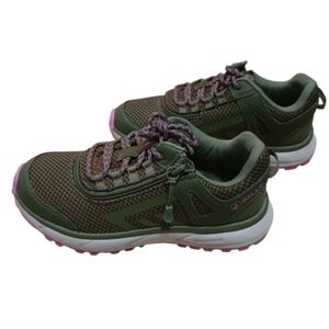 Women's BILLY Inclusion Trail Sneakers SZ 8 W